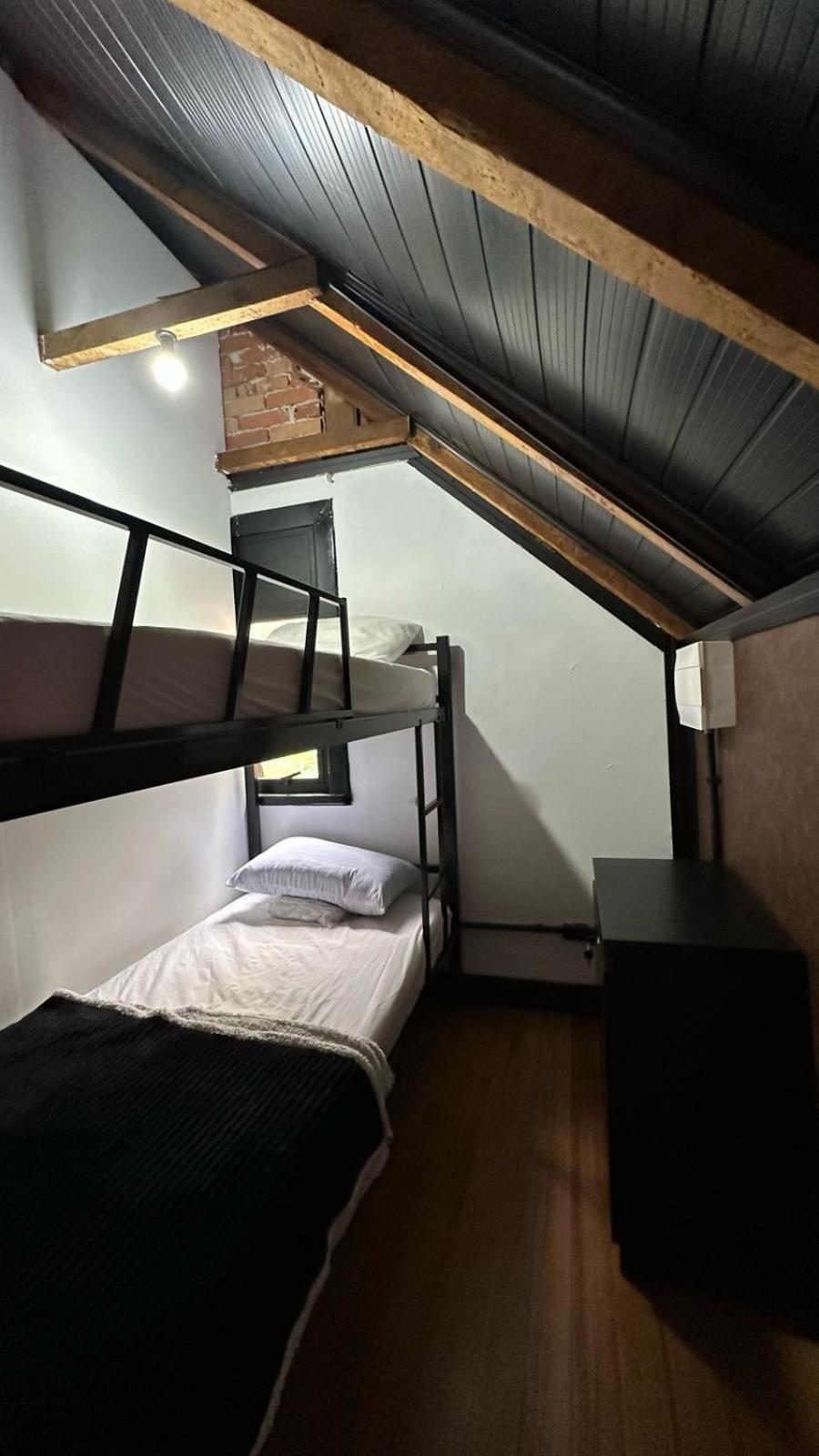 Hug Brasil Hostel *